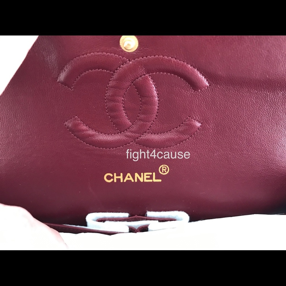 SOLD!! Vintage CHANEL Classic Double Flap Lambskin Medium - Picture 8 of 8